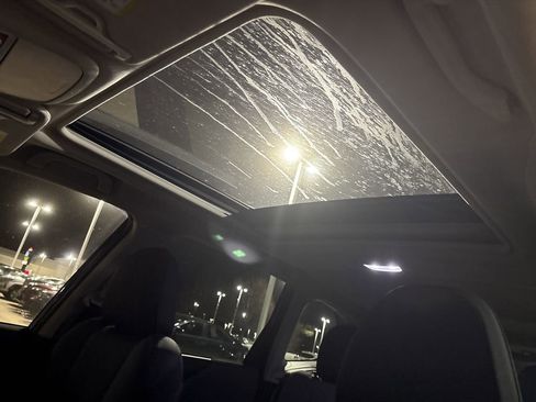 Used 2024 Subaru Forester Sport image 12