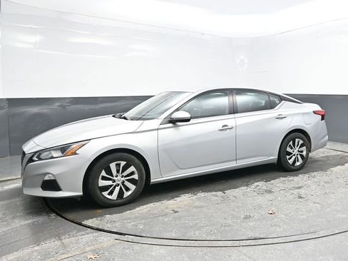 Used 2021 Nissan Altima 2.5 S image 3
