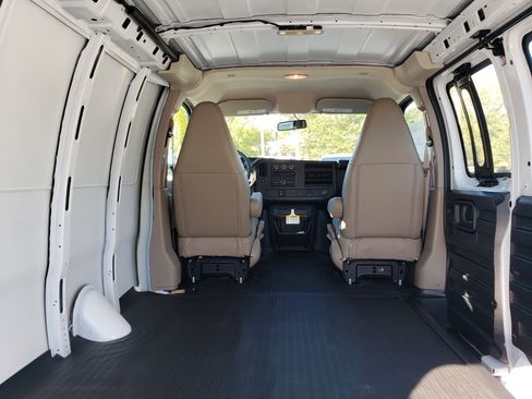 New 2025 Chevrolet Express 2500 w/ Driver Convenience Package image 15