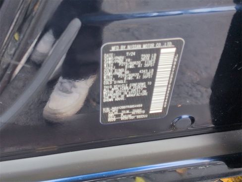 Used 2024 Nissan Armada SL w/ Captain's Chairs Package image 25