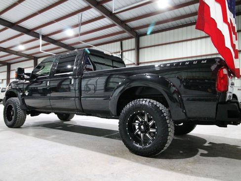Used 2015 Ford F350 Platinum image 8