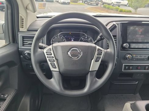 Used 2021 Nissan Titan S w/ S Utility Package RWD image 11