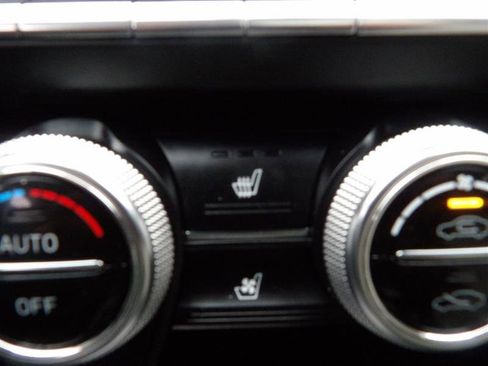 Used 2019 Genesis G70 3.3T Advanced w/ Elite Package image 15