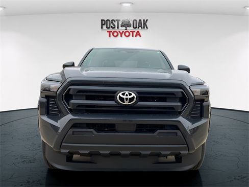 Used 2025 Toyota Tacoma SR image 2