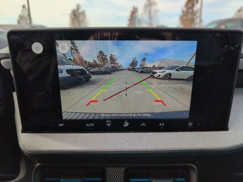 New 2026 Ford Maverick XLT image 21