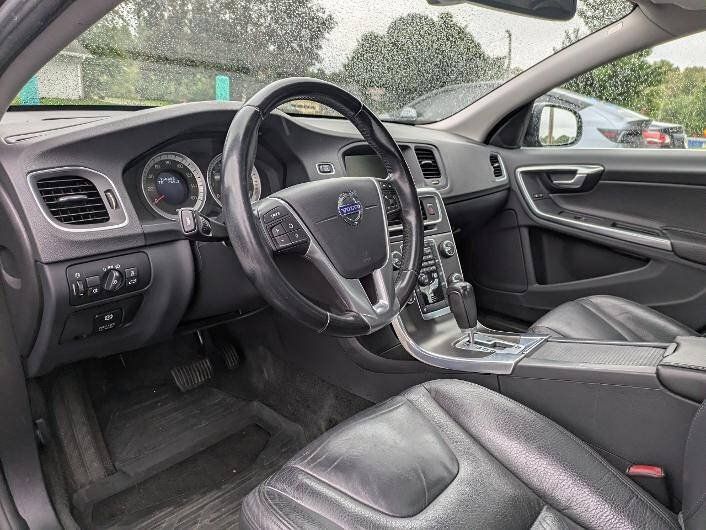 Used 2012 Volvo S60 T5 w/ Climate Pkg FWD image 12