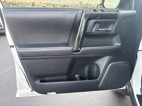 Used 2020 Toyota 4Runner Limited image 10