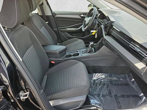 Used 2025 Volkswagen Jetta S FWD image 25