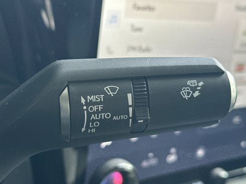 Used 2023 Lexus RZ 450e Premium w/ Technology Package image 33