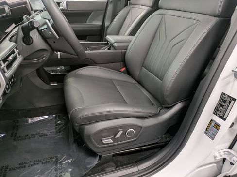 Used 2025 Hyundai Santa Fe XRT AWD/4WD image 9