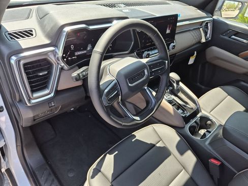 New 2026 GMC Canyon Denali AWD/4WD image 11