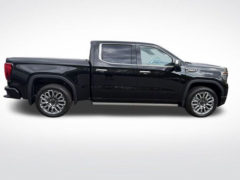 New 2026 GMC Sierra 1500 Denali Ultimate w/ LPO, Black Badging Package AWD/4WD image 6
