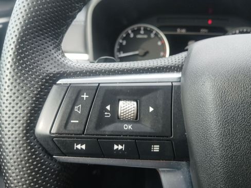 Used 2025 Mitsubishi Outlander SE AWD/4WD image 24