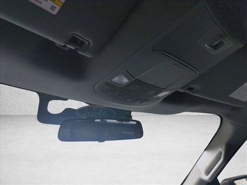 Used 2017 Ford F150 XL w/ Equipment Group 101A Mid image 18