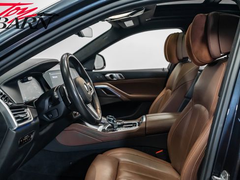 Used 2020 BMW X6 M50i w/ Executive Package image 26
