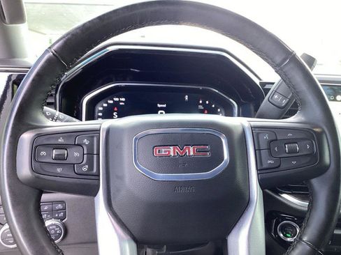 Used 2025 GMC Sierra 1500 SLT AWD/4WD image 11