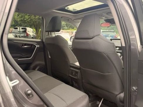Used 2024 Toyota RAV4 XLE w/ Convenience Package AWD/4WD image 6