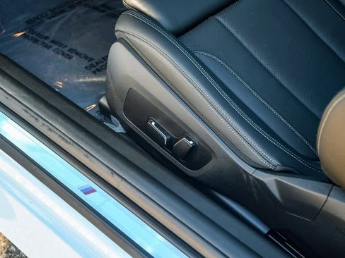 Used 2025 BMW M240i xDrive Coupe w/ Premium Package image 23