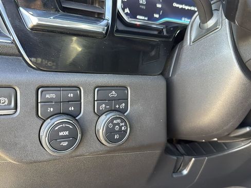 Used 2023 Chevrolet Silverado 1500 LT Trail Boss w/ Protection Package image 16