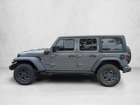 Used 2023 Jeep Wrangler Unlimited w/ Cold Weather Group AWD/4WD image 8
