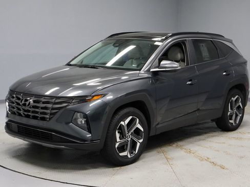 Certified 2024 Hyundai Tucson Limited AWD/4WD image 9
