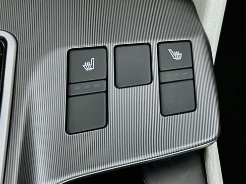Used 2026 Kia Sportage EX FWD image 25