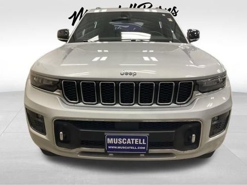 Used 2023 Jeep Grand Cherokee L Overland AWD/4WD image 2