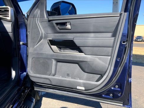 Used 2025 Toyota Tundra Limited image 23