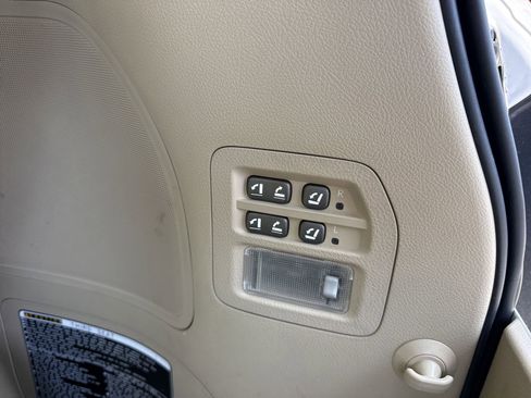 Used 2008 Lexus LX 570 4WD image 40