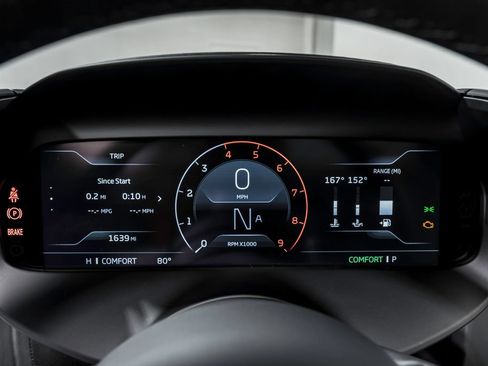 Used 2026 McLaren 750S RWD image 14