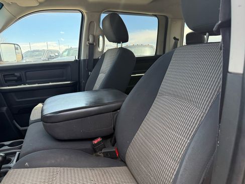 Used 2010 Dodge Ram 2500 Truck ST w/ ST Popular Equipment Group AWD/4WD image 31