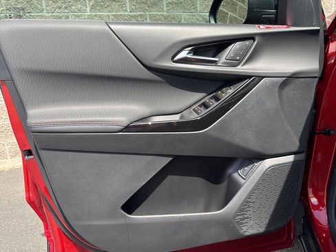 New 2026 Chevrolet Equinox RS w/ Convenience Package III AWD/4WD image 14