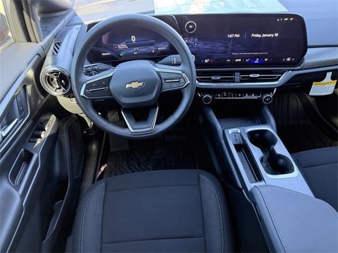 New 2026 Chevrolet Equinox EV LT w/ Midnight Package image 35