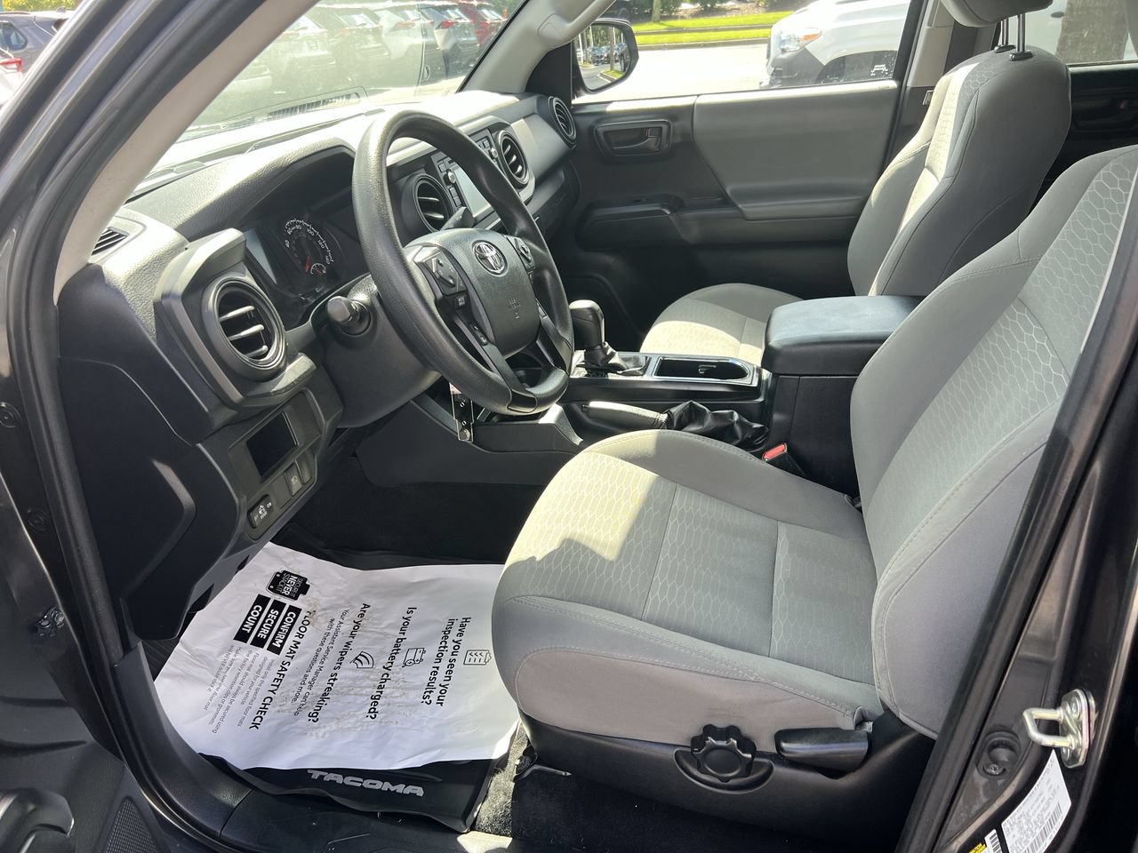 Used 2018 Toyota Tacoma SR w/ SR Convenience Package AWD/4WD image 16