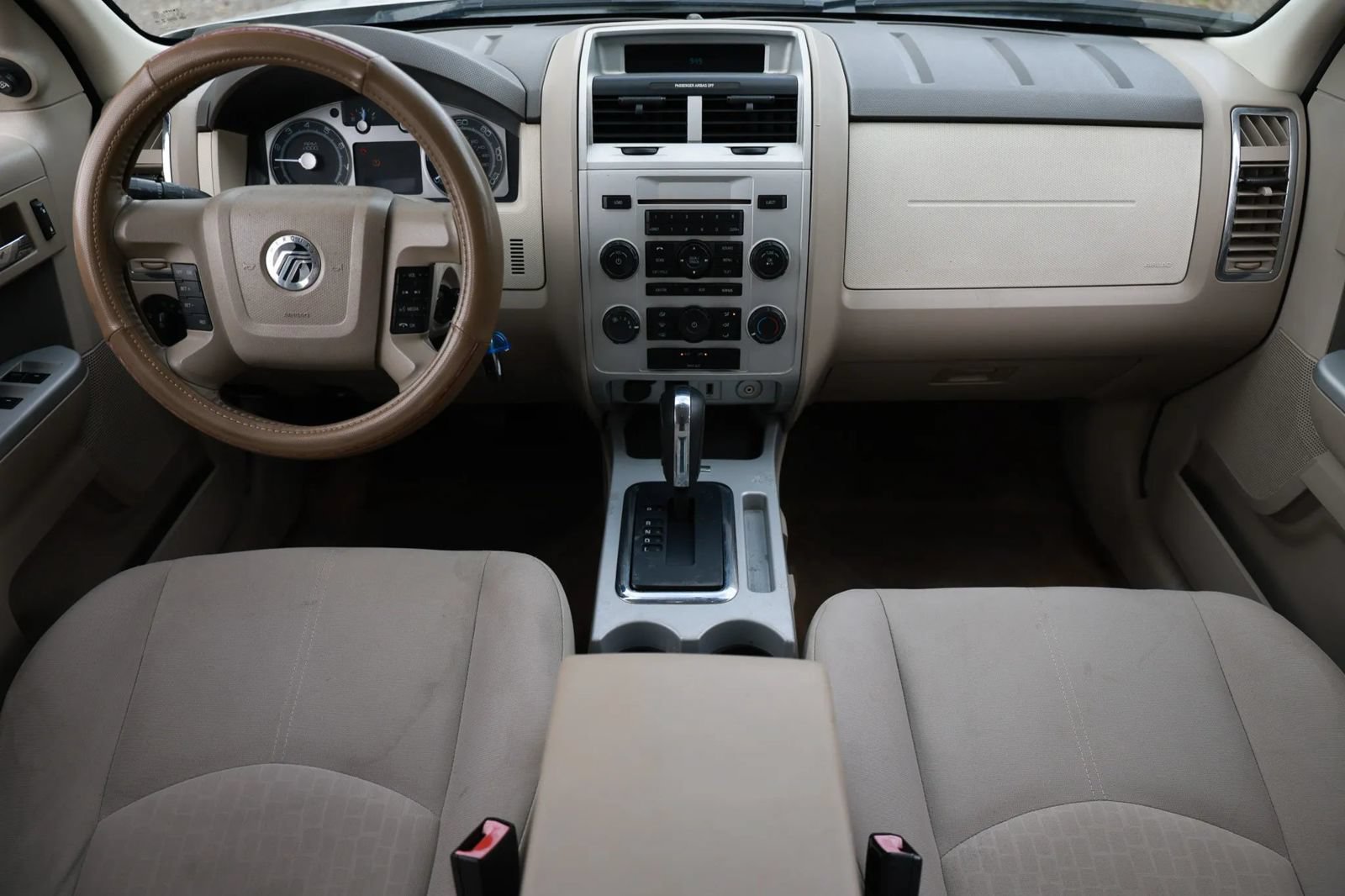 Used 2010 Mercury Mariner 4WD image 14