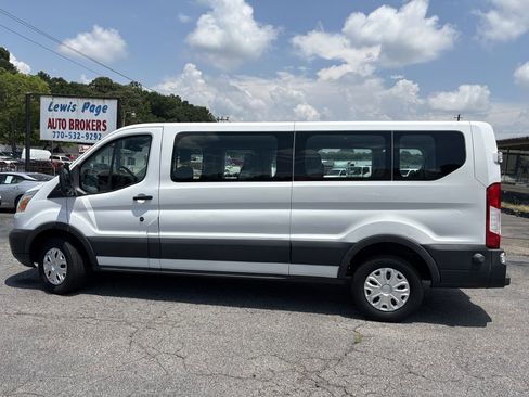 Used 2015 Ford Transit 350 XLT RWD image 2