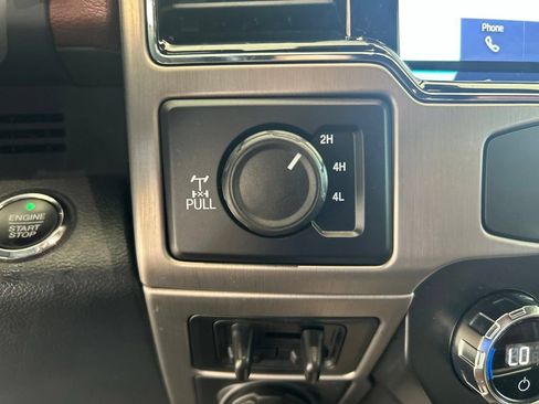 Used 2022 Ford F350 Platinum w/ FX4 Off-Road Package AWD/4WD image 54