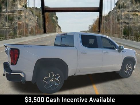 New 2026 GMC Sierra 1500 SLE w/ Preferred Package AWD/4WD image 11