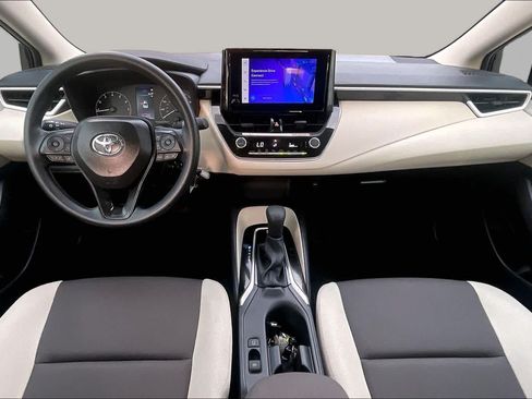 Used 2025 Toyota Corolla LE FWD image 15