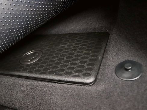 Used 2024 RAM 2500 Big Horn w/ Bed Utility Group image 16