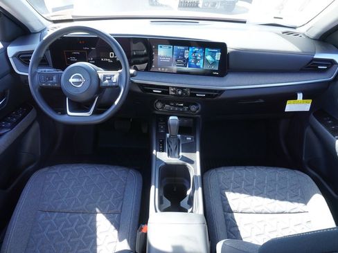 New 2026 Nissan Kicks SV image 11