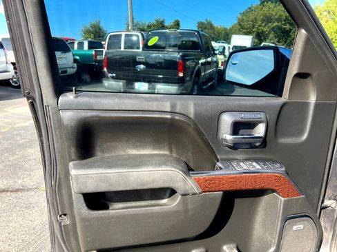 Used 2015 GMC Sierra 1500 SLT w/ SLT Preferred Package image 7