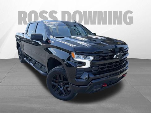 Used 2025 Chevrolet Silverado 1500 LT Trail Boss w/ Convenience Package II AWD/4WD image 4