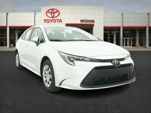 New 2026 Toyota Corolla LE image 32