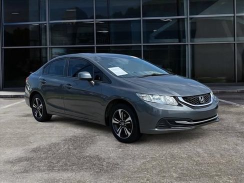 Used 2013 Honda Civic LX image 2