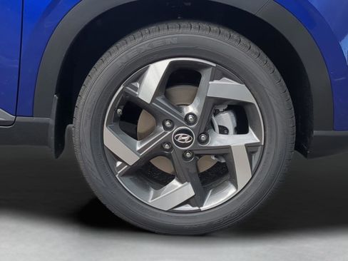 New 2026 Hyundai Venue SEL FWD image 11