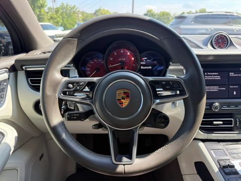 Used 2021 Porsche Macan GTS AWD/4WD image 19