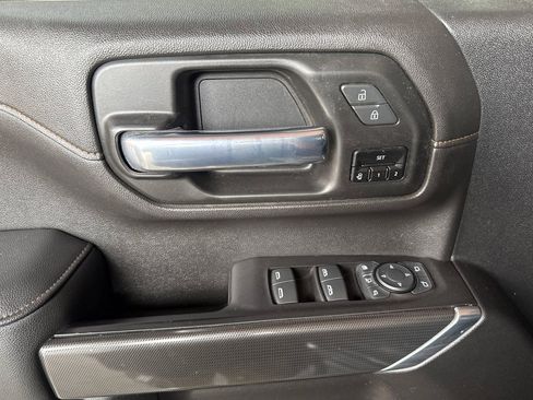 Used 2020 GMC Sierra 2500 AT4 w/ AT4 Premium Package AWD/4WD image 11