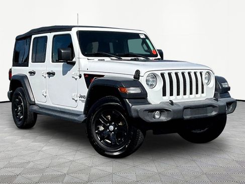 Used 2018 Jeep Wrangler Unlimited Sport S AWD/4WD image 3