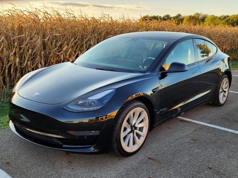 Used 2022 Tesla Model 3 Base 4dr Sedan image 19